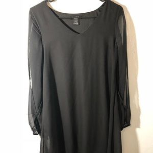 Black long sleeve dress